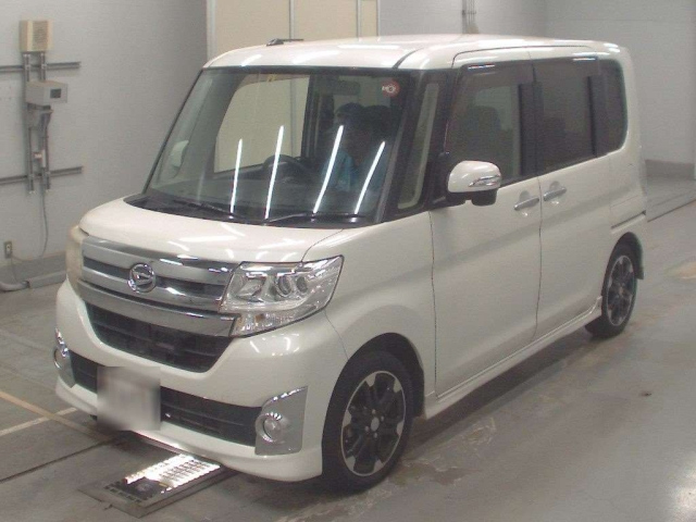 DAIHATSU TANTO 2014