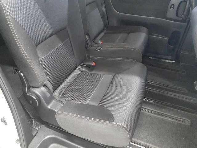NISSAN SERENA 2008