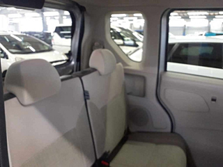 NISSAN ROOX 2020