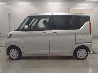NISSAN ROOX 2020
