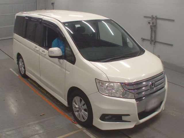 HONDA STEP WAGON 2010