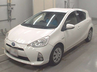TOYOTA AQUA 2014