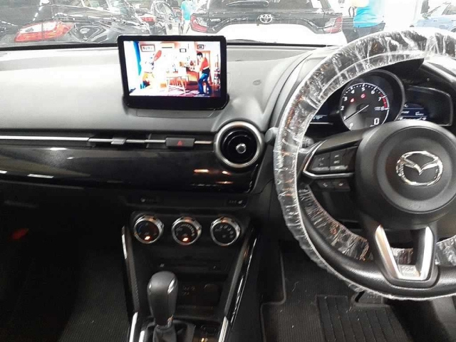 MAZDA MAZDA2 2022