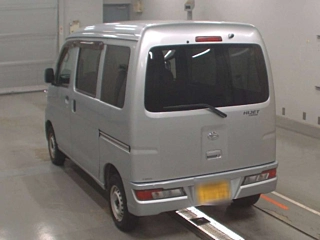 DAIHATSU HIJET VAN 2020