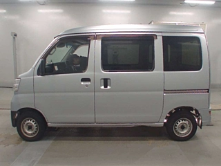 DAIHATSU HIJET VAN 2020