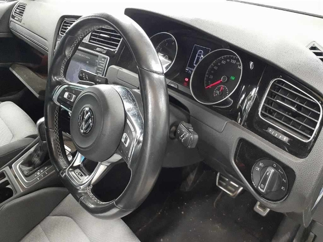 VOLKSWAGEN GOLF VARIANT 2014