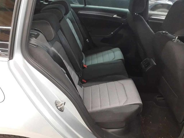 VOLKSWAGEN GOLF VARIANT 2014