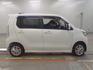 SUZUKI WAGON R 2014