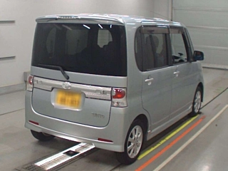 DAIHATSU TANTO 2009