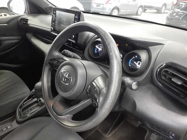 TOYOTA YARIS 2020
