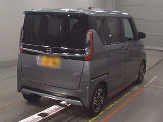 NISSAN ROOX 2024