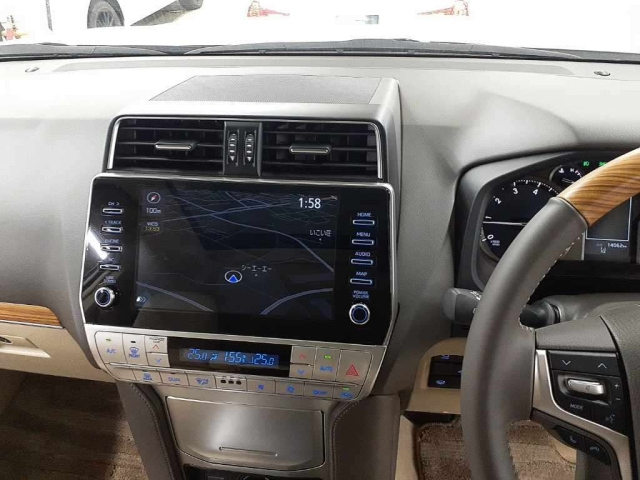 TOYOTA LAND CRUISER PRADO 2022