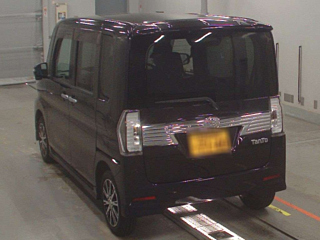 DAIHATSU TANTO 2017