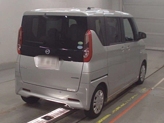 NISSAN ROOX 2020
