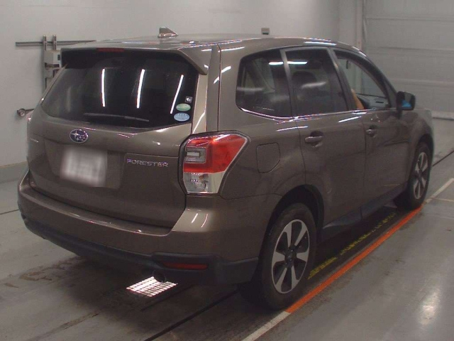 SUBARU FORESTER 2016