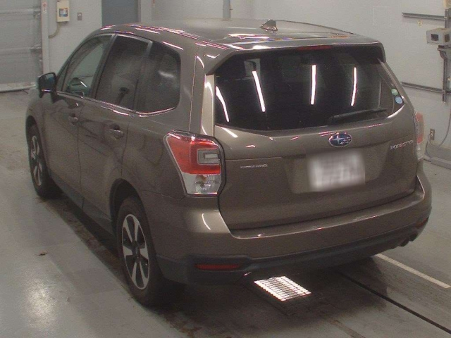 SUBARU FORESTER 2016