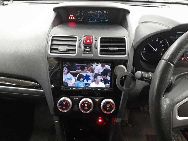 SUBARU FORESTER 2016
