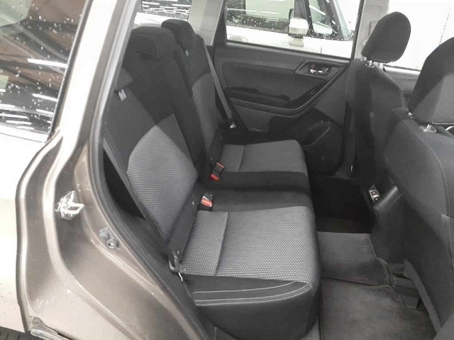 SUBARU FORESTER 2016