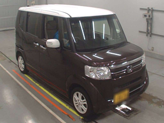 HONDA N BOX 2017
