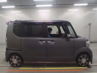HONDA N BOX 2016