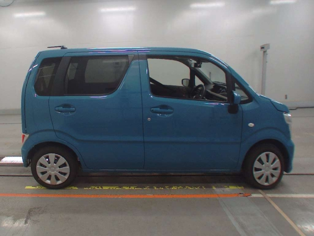 SUZUKI WAGON R 2024