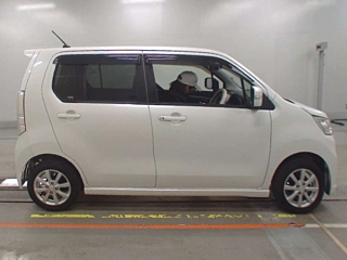 SUZUKI WAGON R 2013