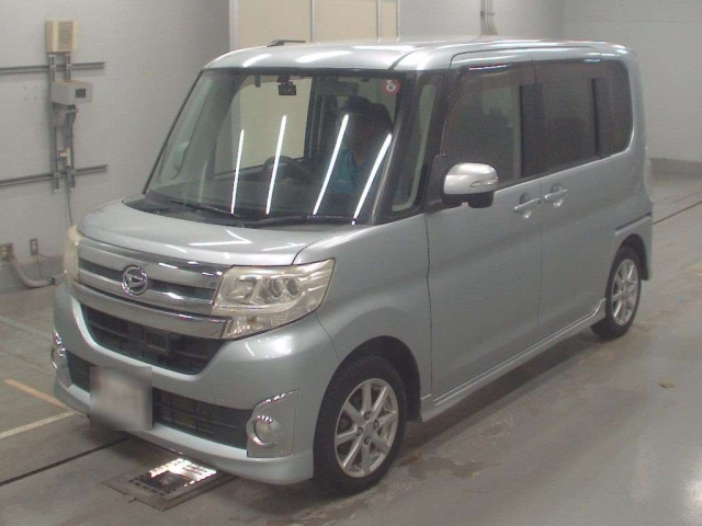 DAIHATSU TANTO 2014