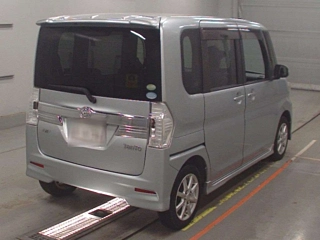DAIHATSU TANTO 2014