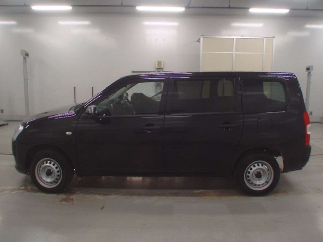 TOYOTA PROBOX 2025