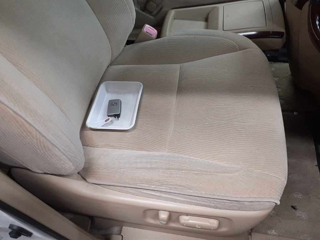 TOYOTA ALPHARD 2008