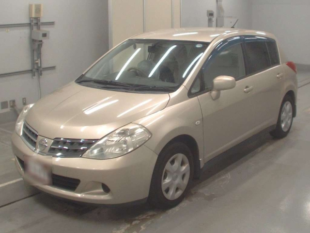 NISSAN TIIDA 2009