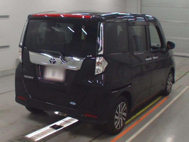 TOYOTA ROOMY 2021