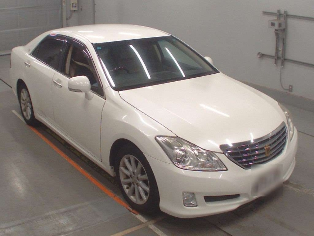 TOYOTA CROWN 2009