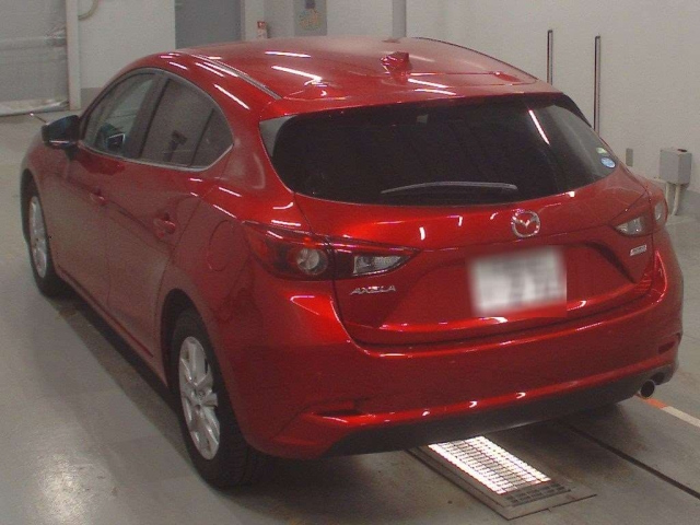 MAZDA AXELA 2017
