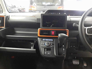 DAIHATSU TANTO 2024