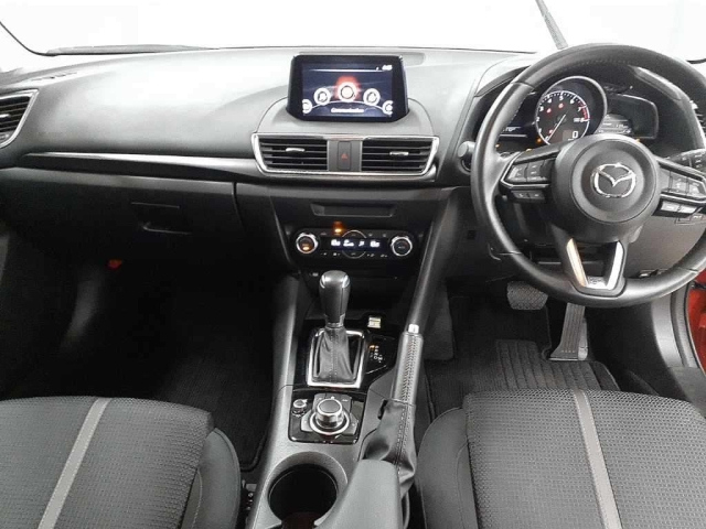 MAZDA AXELA 2017