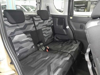 DAIHATSU TANTO 2024