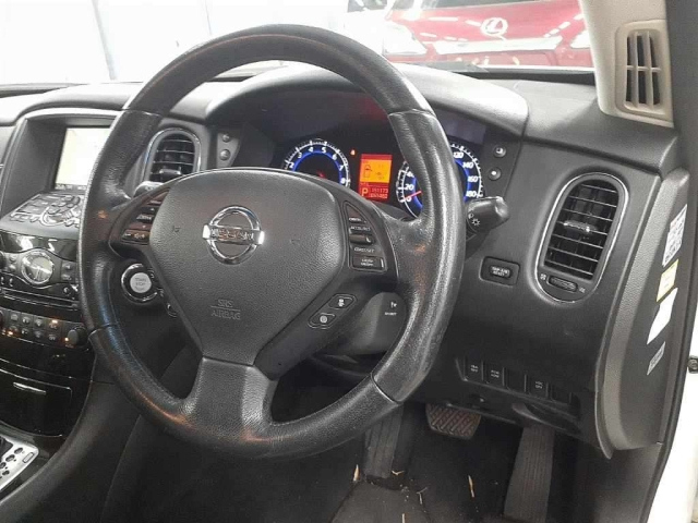 NISSAN SKYLINE CROSSOVER 2010