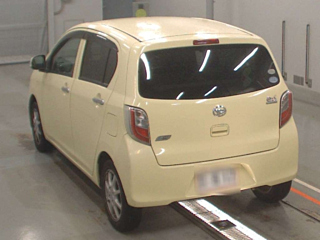 DAIHATSU MIRA E S 2012