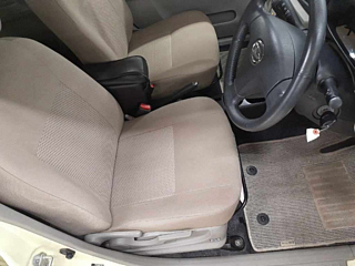 DAIHATSU MIRA E S 2012