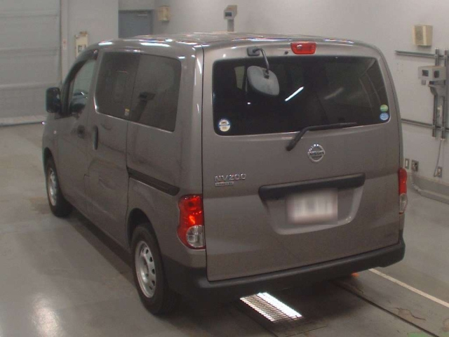 NISSAN NV200 2020