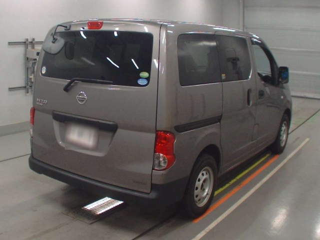 NISSAN NV200 2020