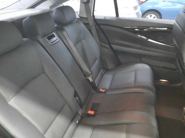 BMW 5 SERIES 2010