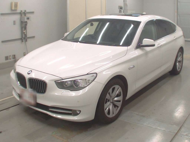 BMW 5 SERIES 2010