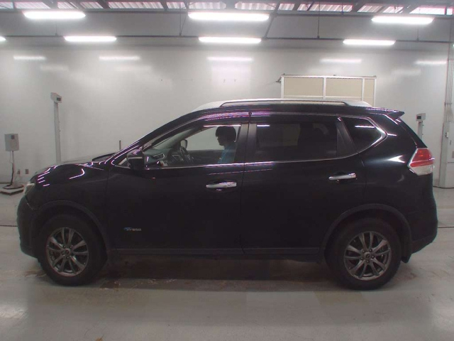 NISSAN X-TRAIL 2015