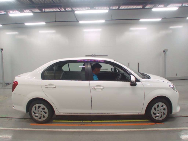 TOYOTA COROLLA AXIO 2018