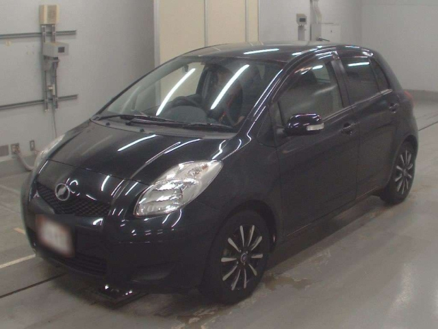 TOYOTA VITZ 2009