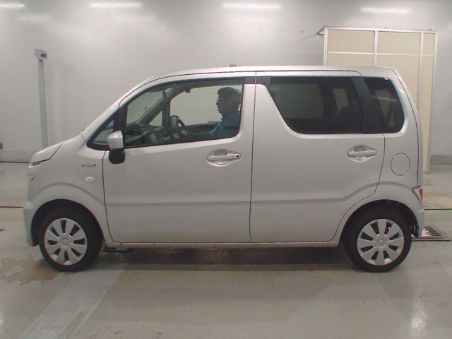 SUZUKI WAGON R 2024