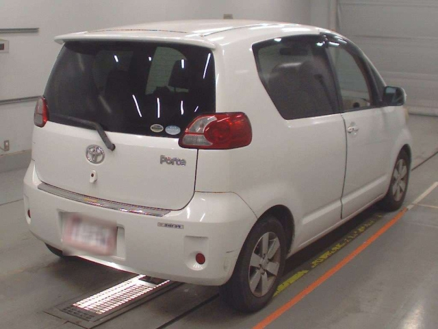 TOYOTA PORTE 2008