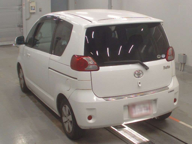 TOYOTA PORTE 2008